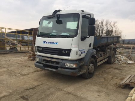 Daf LF – nosič kontejnerů