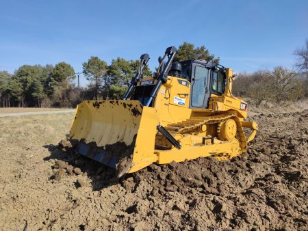 Caterpillar D6T XL